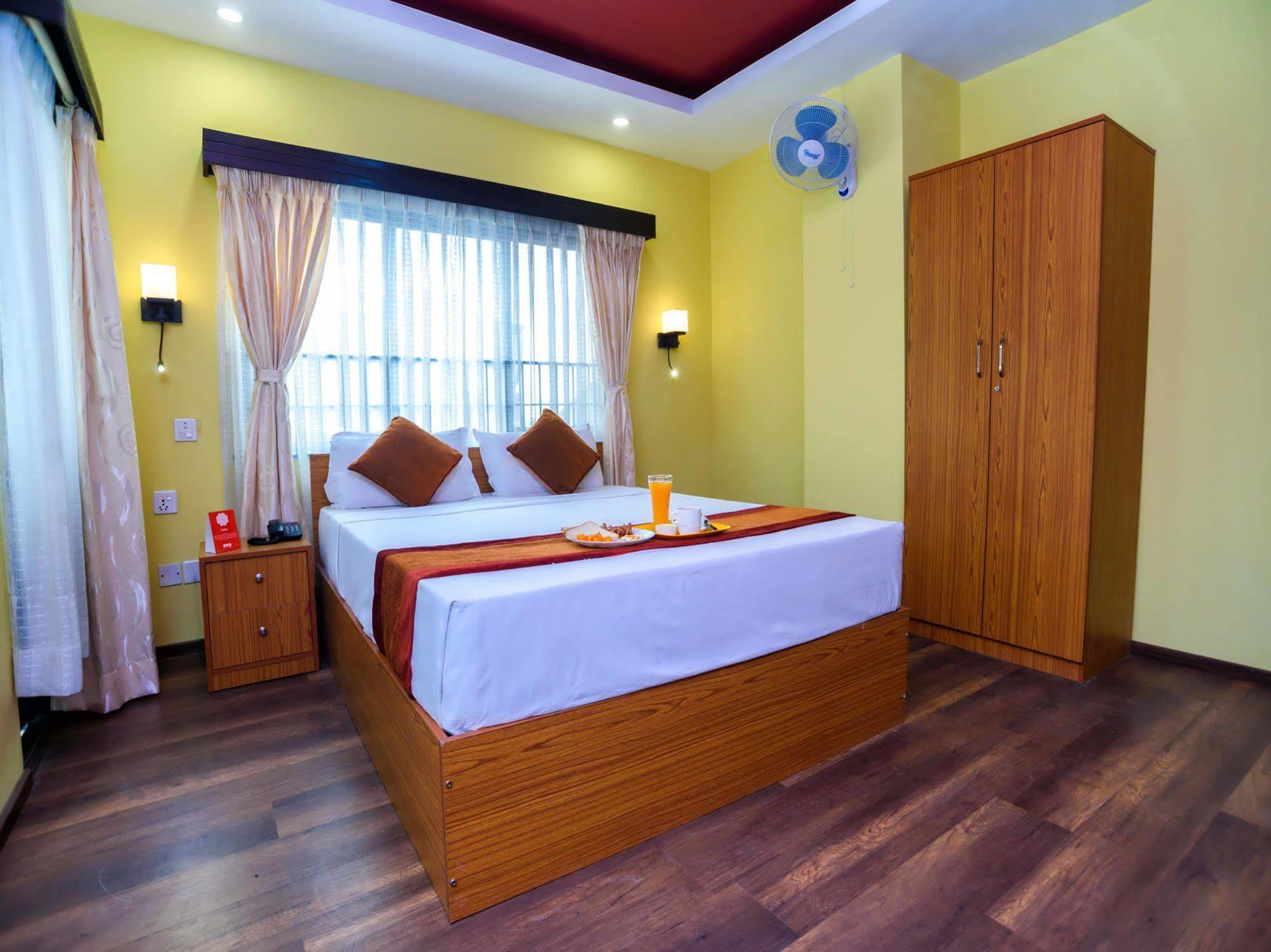 Oyo 105 Hotel Travel Inn Katmandu Zewnętrze zdjęcie