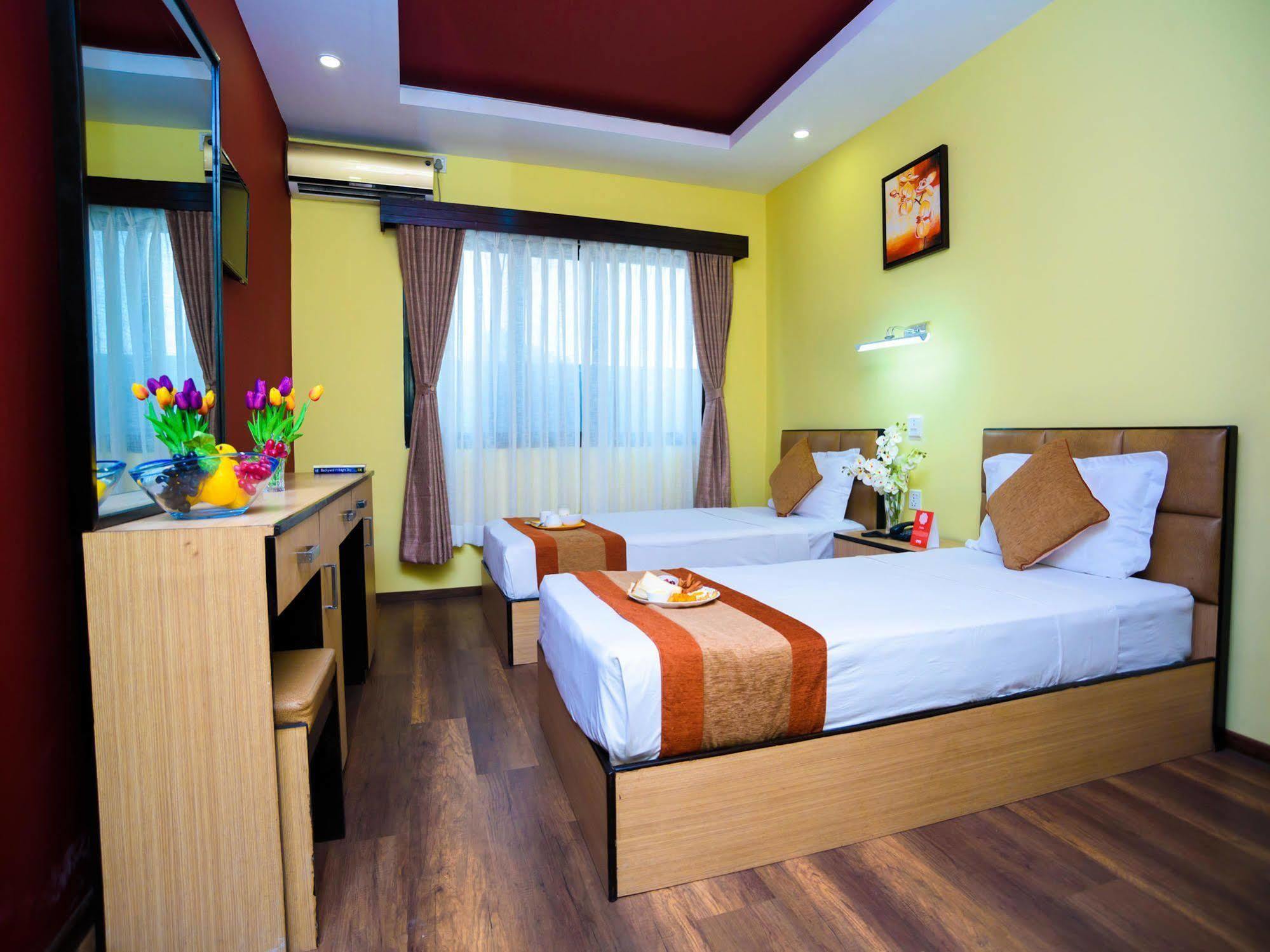 Oyo 105 Hotel Travel Inn Katmandu Zewnętrze zdjęcie