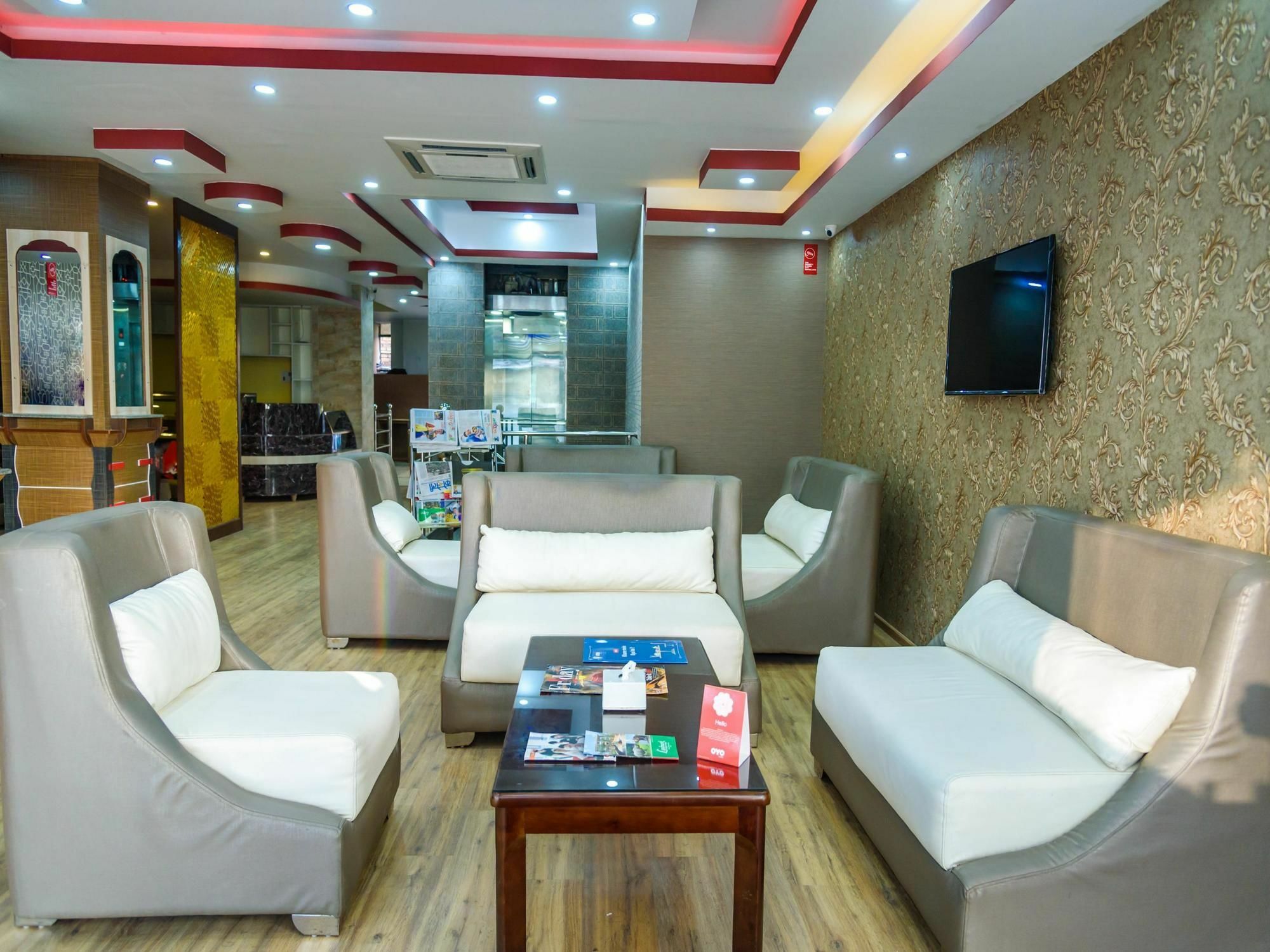 Oyo 105 Hotel Travel Inn Katmandu Zewnętrze zdjęcie